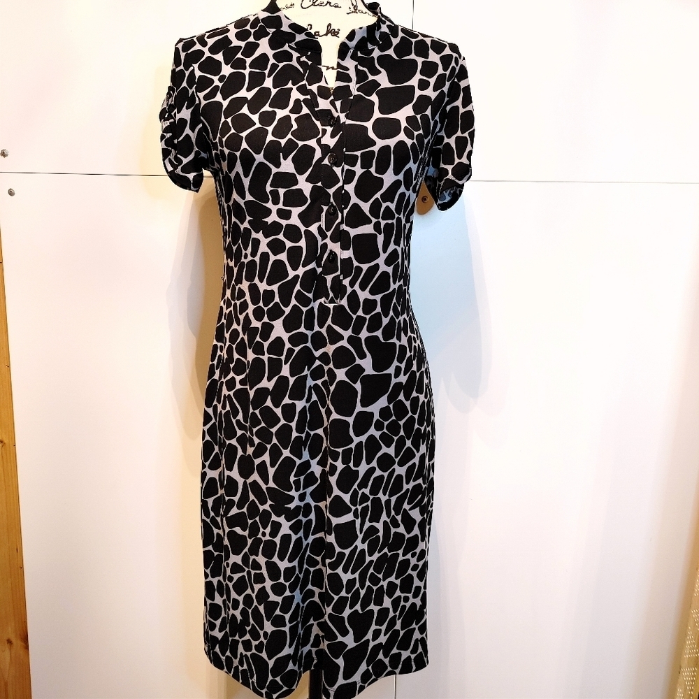Enfocus Studio Animal Print Dress Size 8 Black Gray Button Front Casual Work - Picture 1 of 9